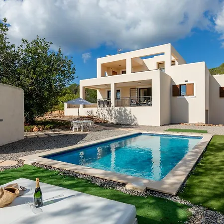 Villa Can Toni - Aguas Blancas Beach