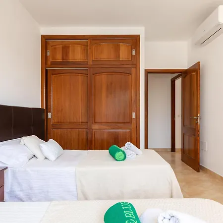 Villa Can Toni - Aguas Blancas Beach Villa *